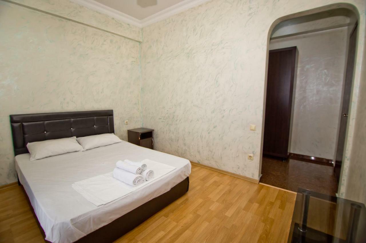 Vizit Hotel Batumi Exterior photo